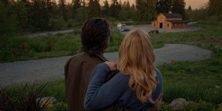 Virgin River. (L to R) Alexandra Breckenridge as Mel Monroe, Martin Henderson as Jack Sheridan in episode 506 of Virgin River.
