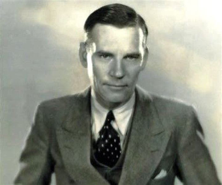 Walter Model Biography - Facts, Childhood, Family Life & Achievements