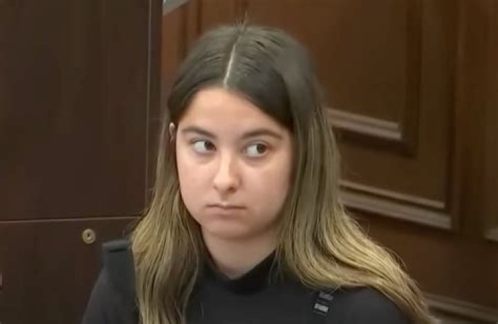 Was Sydney Powell in a sorority at the University of Mount Union?