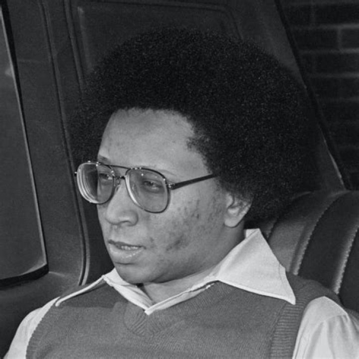 Wayne Williams Biography