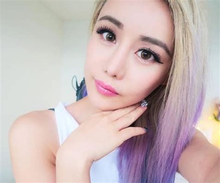 Wengie Biography - Facts, Childhood, Family Life & Achievements