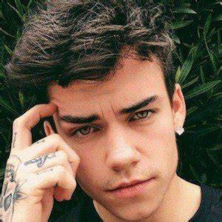 Wesley Tucker Biography