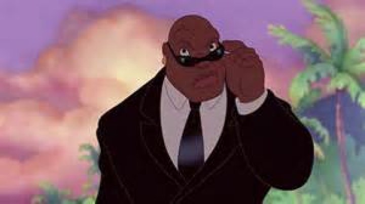 What do Cobra Bubbles knuckles say?