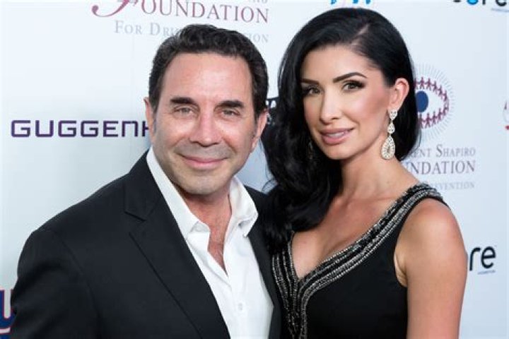 What Does Dr Nassif Wife Do? – Celebrity