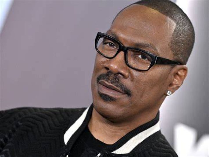 What is Eddie Murphy’s net worth?