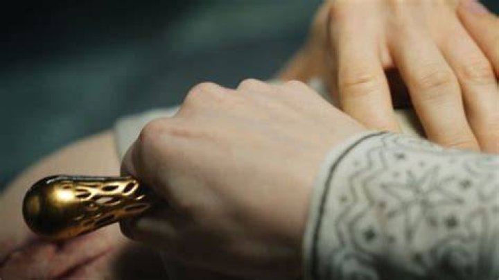 What is the significance of Theo’s dagger in ‘Rings of Power?’