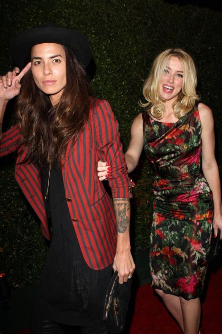 What pronoun does Tasya van Ree use?