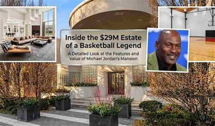 Where does Michael Thompson live?