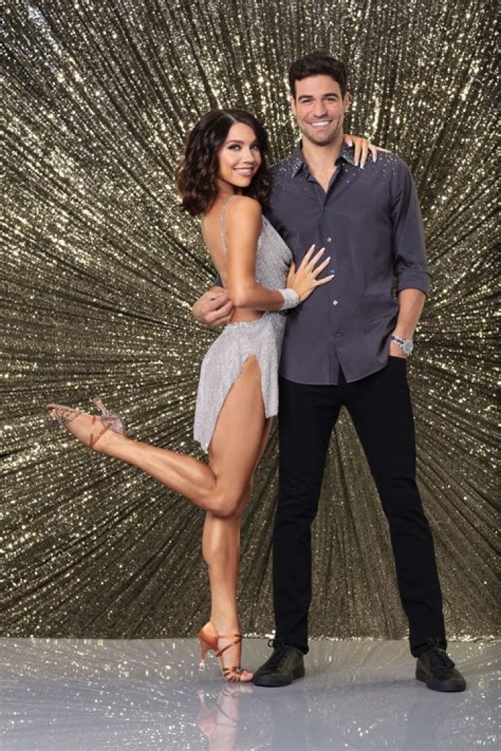Which ‘Dancing With The Stars’ pro is Jenna Johnson married to?