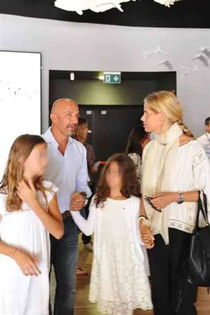 Who are Gianluca Vialli daughters Olivia and Sofia?