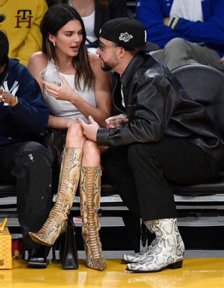 Who is Bad Bunny girlfriend?