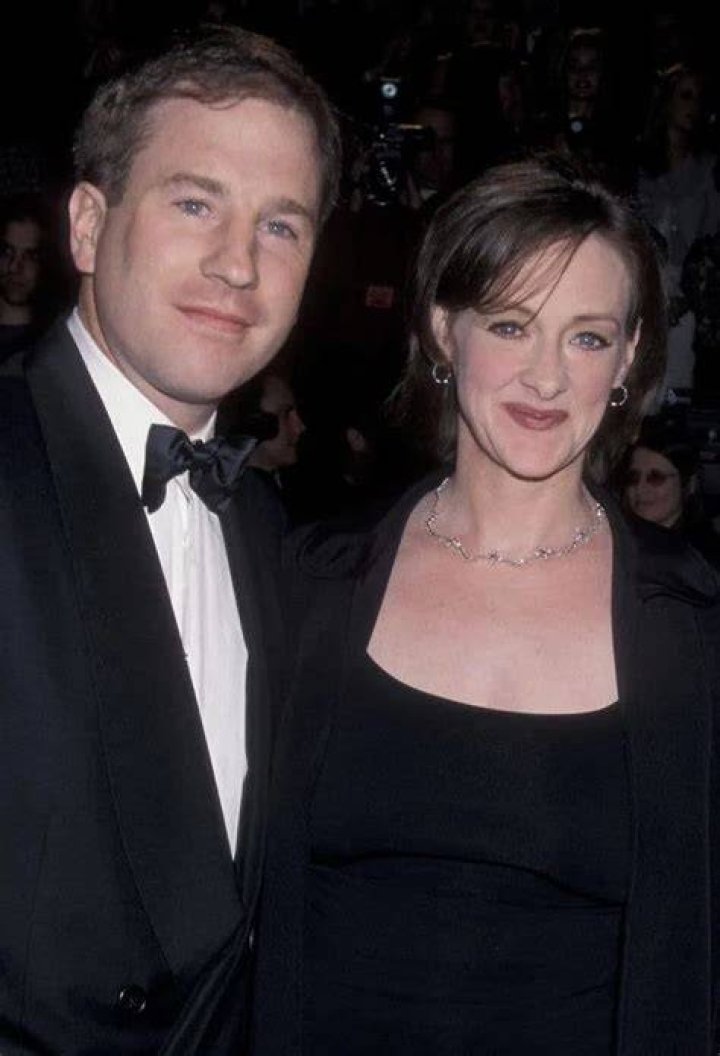Who is Joan Cusack’s husband? – Celebrity