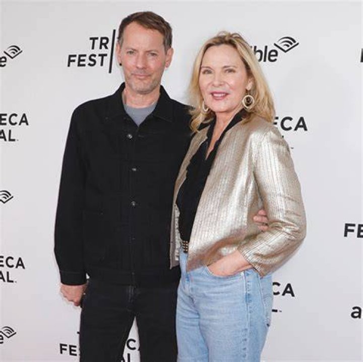 Who is Larry Davis, Kim Cattrall's first husband?