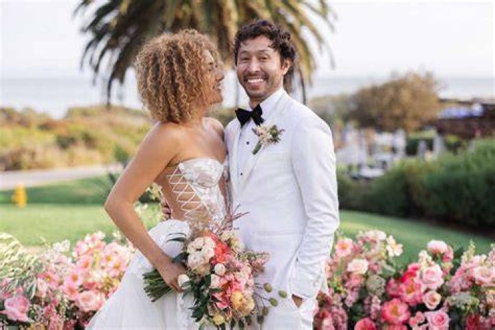 Who is Marielle Scott husband Ryan Bergara?