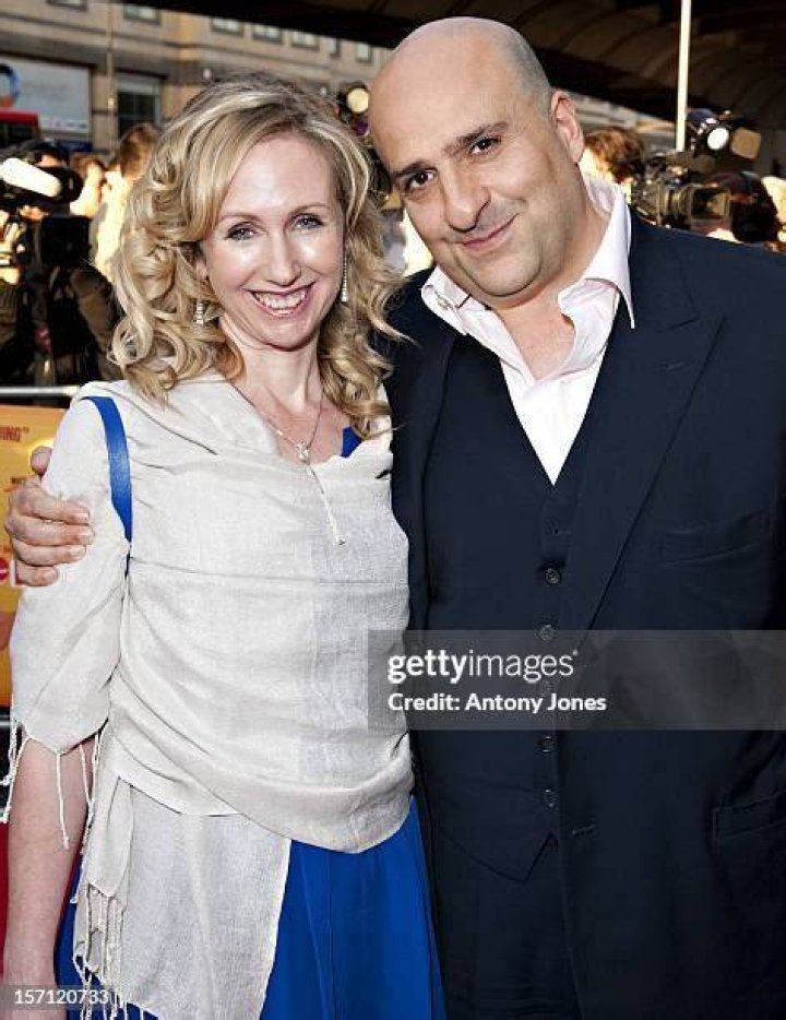 Who is Omid Djalili’s wife Annabel Knight?