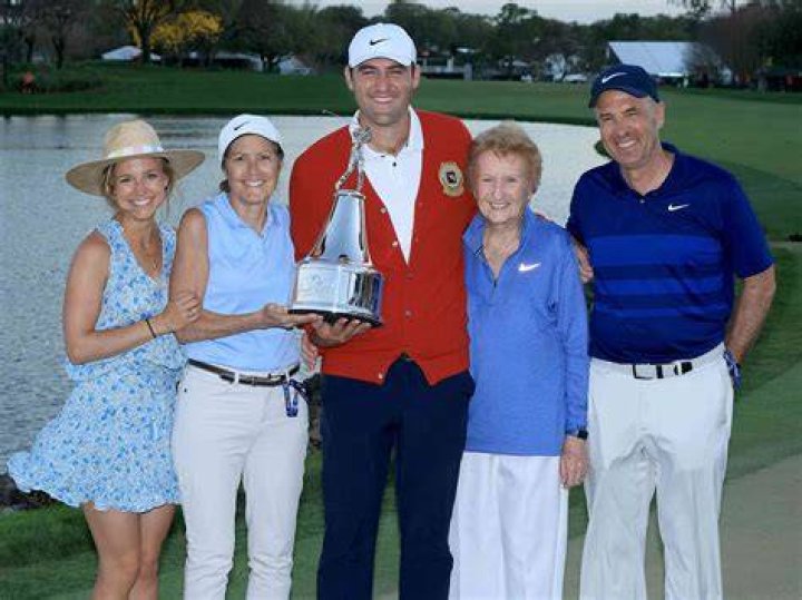 Who is Scottie Scheffler's mother?