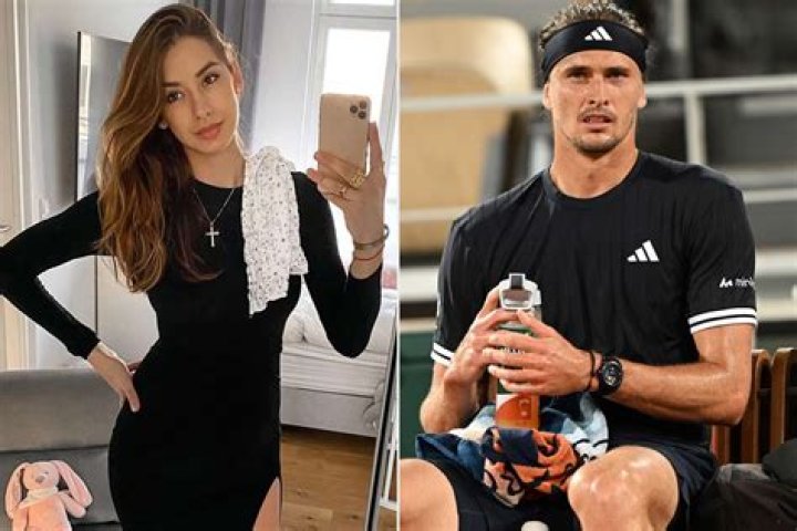 Who is the mother of Alexander Zverev daughter?