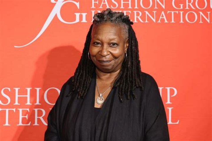 Who is Whoopi Goldberg's baby daddy?