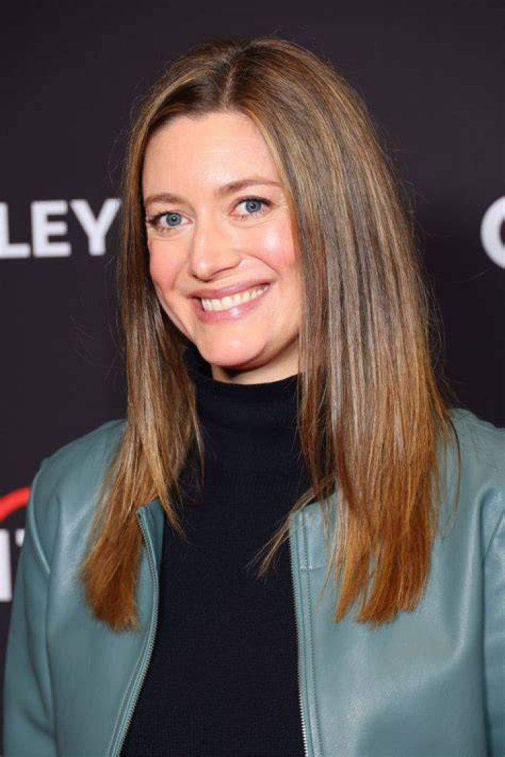 Who is Zoe Perry's mother?