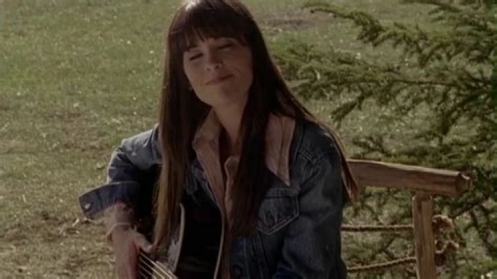 Who Plays Lyndy Bartlett? – Celebrity