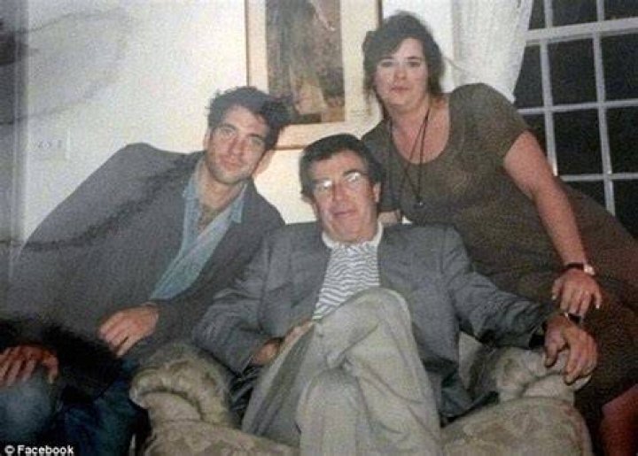 Who was Dylan McDermott mother Diane McDermott, and cause of death?