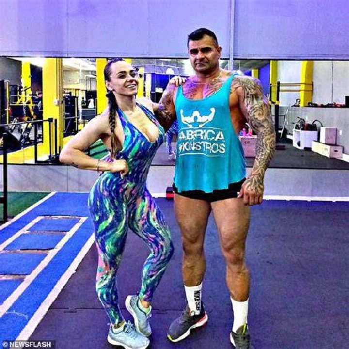 Who was fitness influencer Débora Michels’ husband and how did she die?