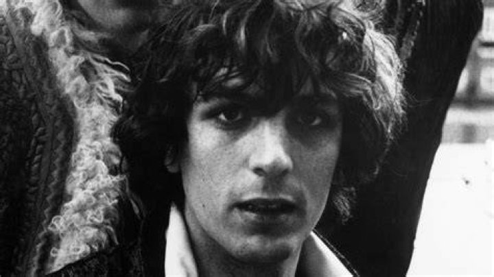 Who was the main vocalist of Pink Floyd? Syd Barrett cause of death