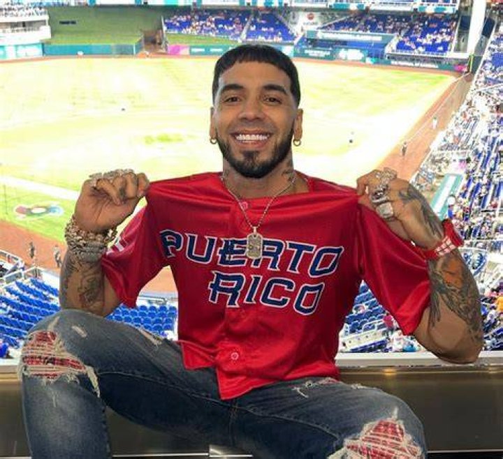 Why Can’T Anuel Go To Puerto Rico? – Celebrity