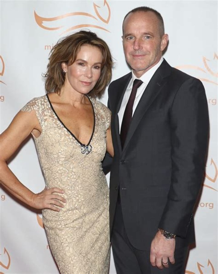 Why did Jennifer and Clark Gregg divorce? – Celebrity