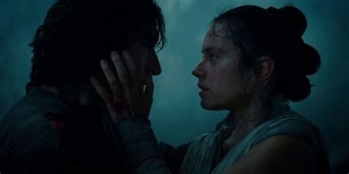 Why did Rey kiss Ben in Star Wars?