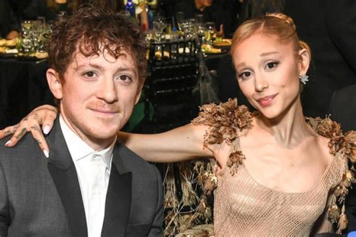 Why Do Ethan And April Break Up? – Celebrity