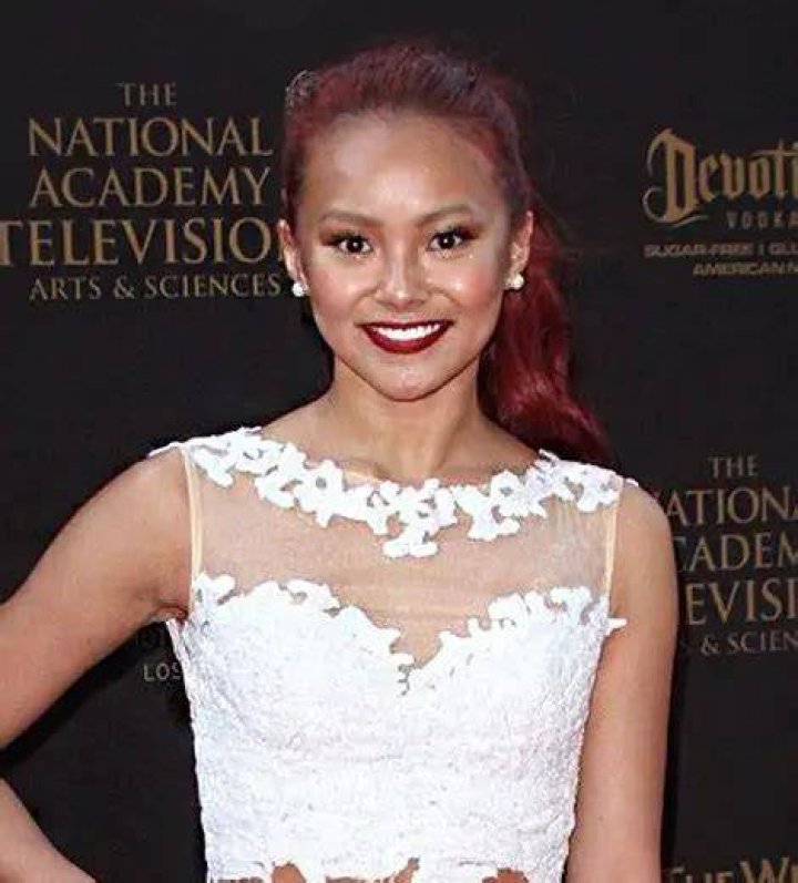 Ysa Penarejo Biography
