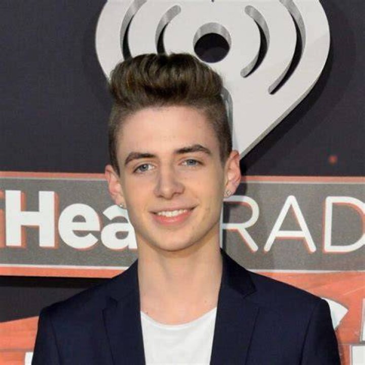 Zach Clayton Biography