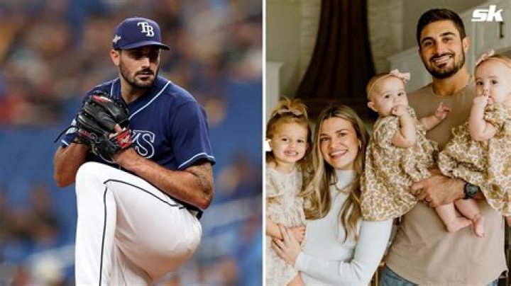 Zach Eflin family, wife, children, parents, siblings